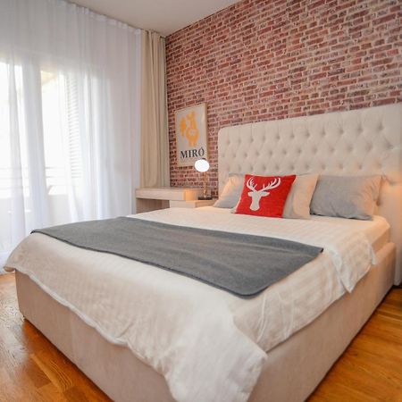 Lovely Apartment At City Quart Podgorica Buitenkant foto